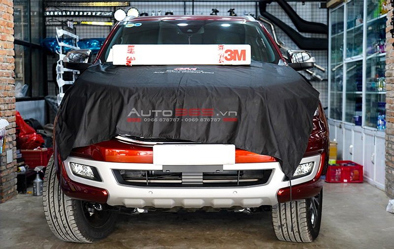 FORD EVEREST DÁN PHIM CÁCH NHIỆT 3M - VẬT BẤT LY THÂN ĐỐI VỚI XE Ô TÔ